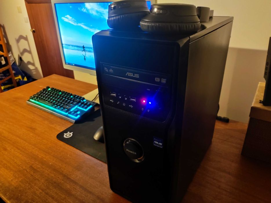PC Trabalho/Gaming Athlon 3000G • 8GB 2400 • 120GB SSD + 500GB HDD