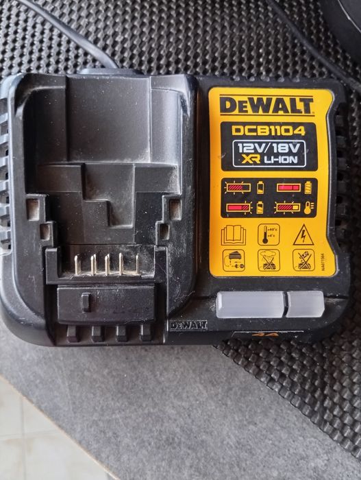 Aparafusadora DEWALT487578621434275843