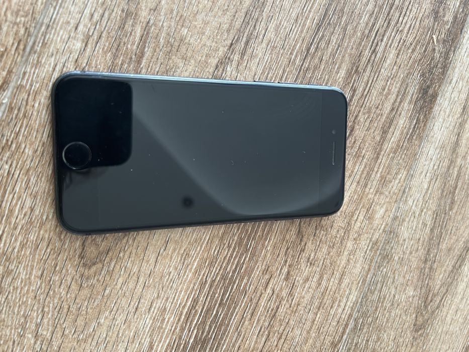 Iphone 8 64GB w pełni sprawny