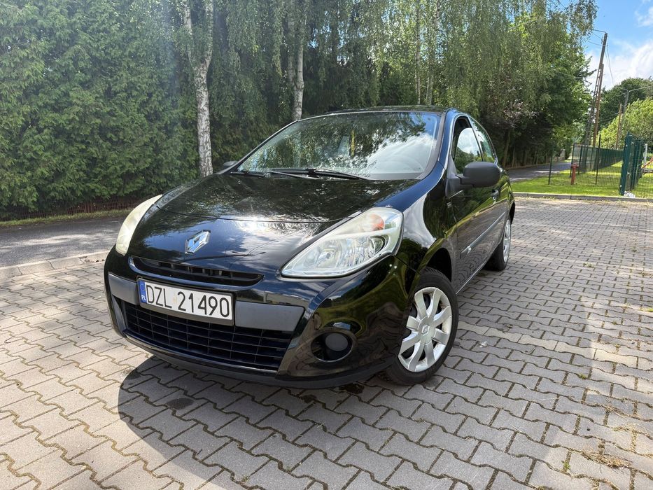 Renault Clio Renault Clio III 1.2 Yahoo! 2012 niski przebieg