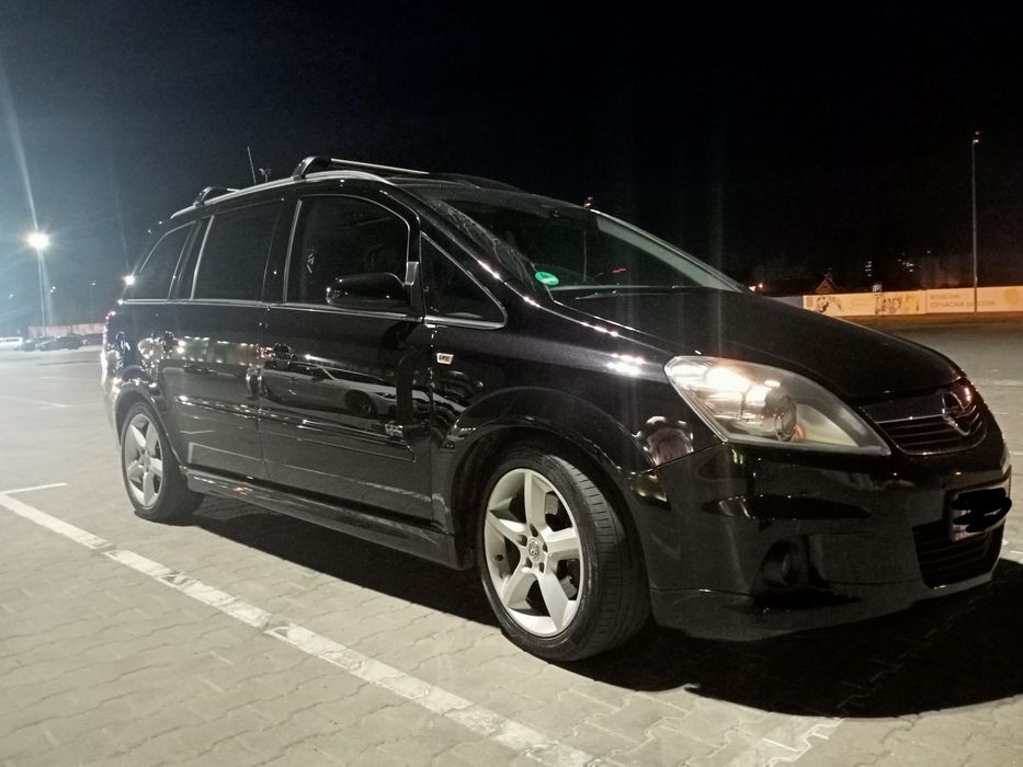 Opel Zafira B OPC Line