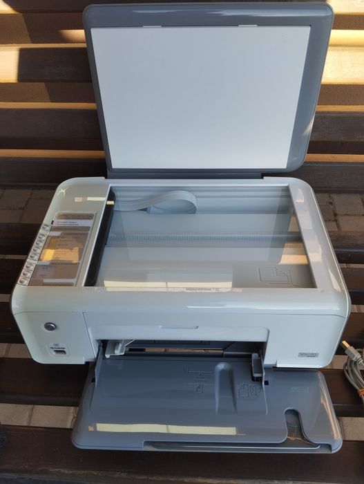 Принтер Ксерокс  HP PSC 1513
