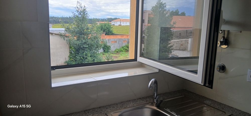 Arrenda-se  casa com 3 quartos numa aldeia de Vila do Conde.