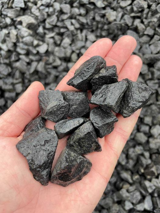 Czarny Bazalt Grys Bazaltowy Kamień Dekoracyjny Akwarium Opaska