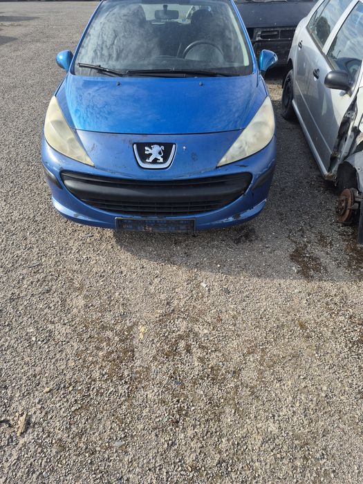 Бампер фари Peugeot 207