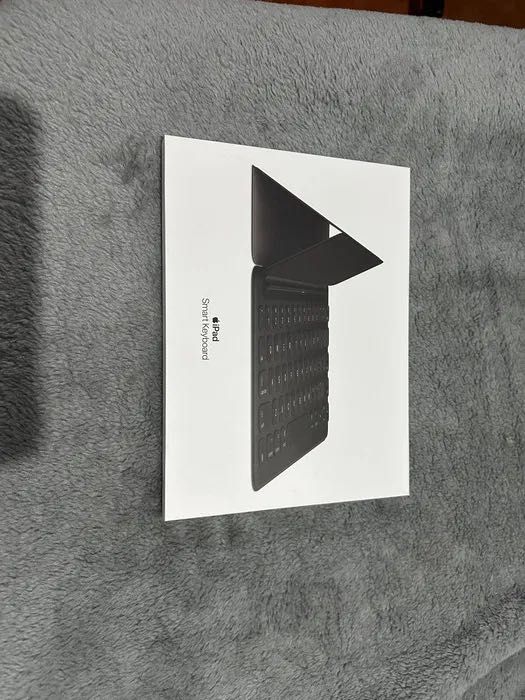 Teclado IPad smart - português