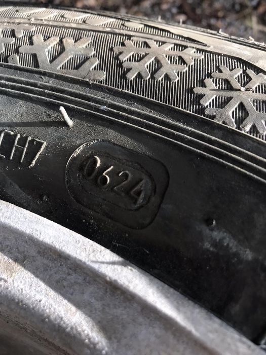 Диски з резиною 215/60 R16