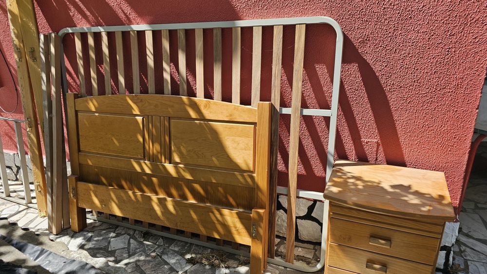 Cama de casal com colchão