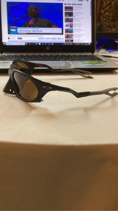Oculos oakley plataris