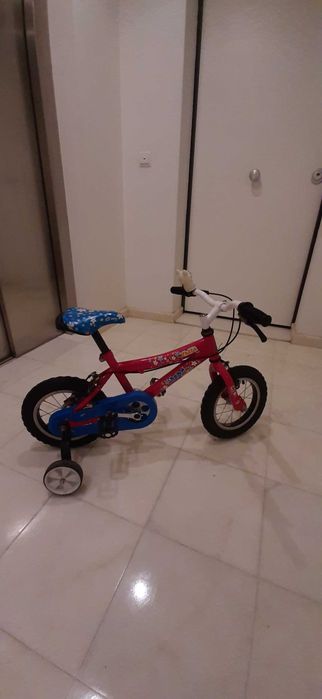 Bicicleta menina