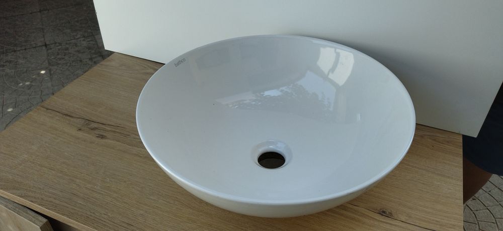 Lavatório redondo Novo