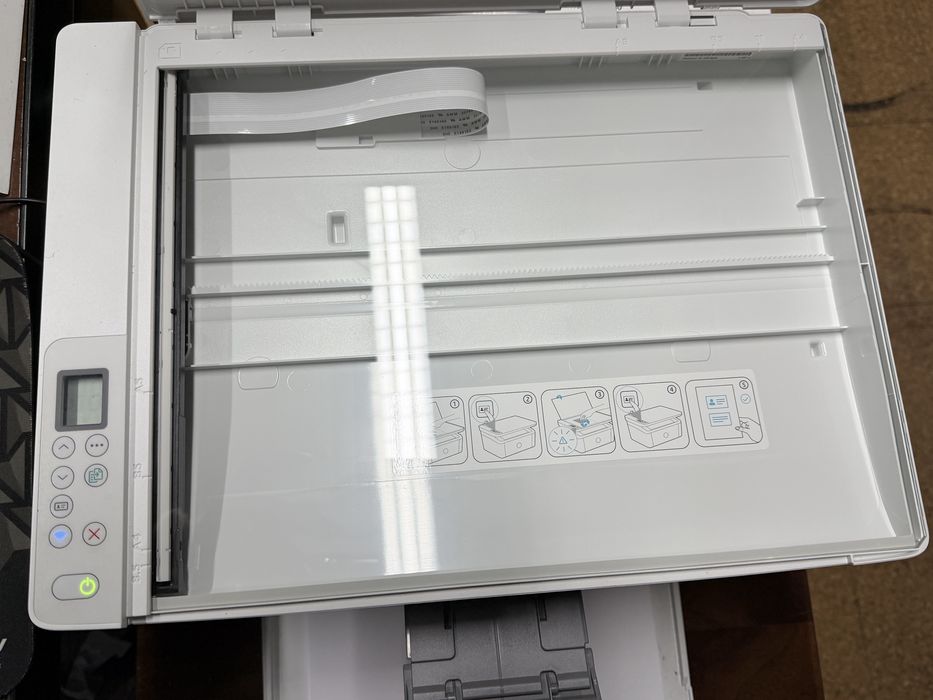 Impressora HP LaserJet M140WE (Multifunções - Laser Mono - Wi-Fi - Instant Ink)