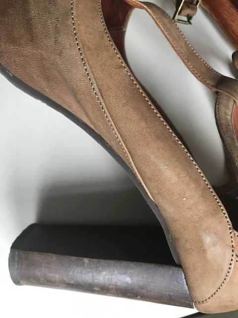 Sandálias pele salto alto DYSFL Dysfuncional shoes muito comodas 40