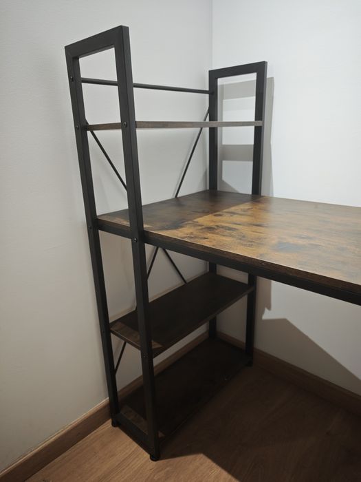 Secretária 1,20m x 56cm