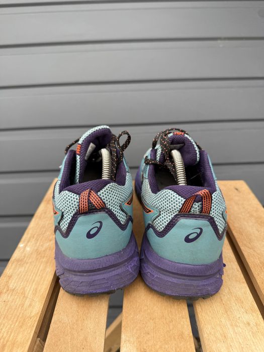 Кросівки asics  41