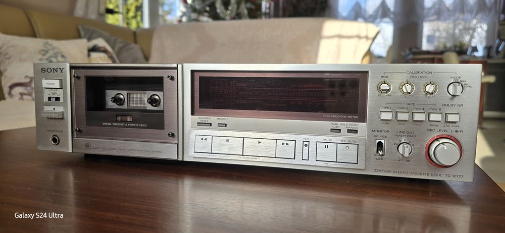Sprzedam Sony tc-k777