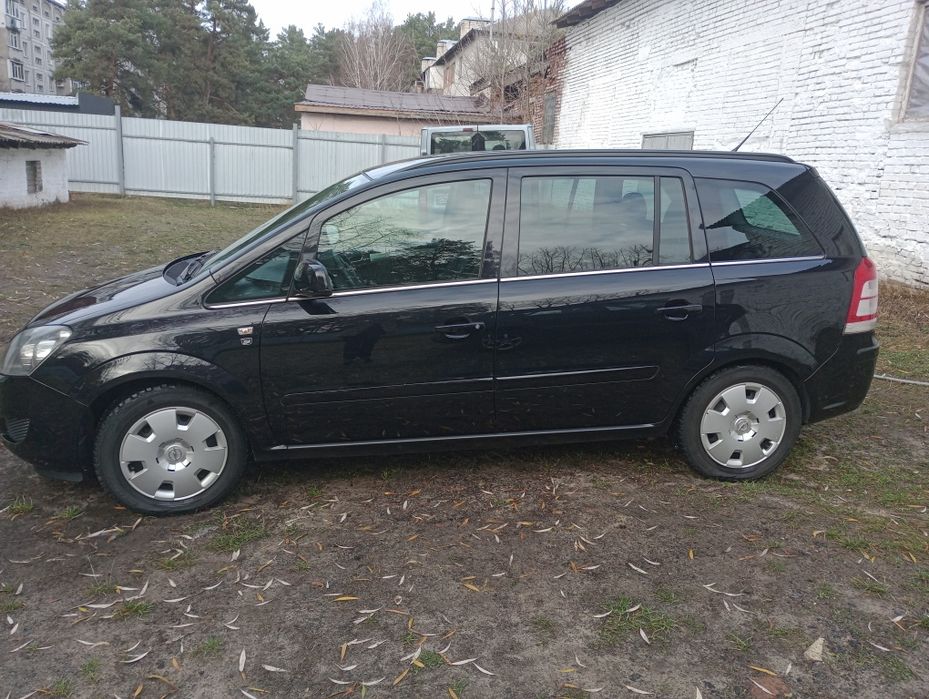 Продам Опель зафіра В