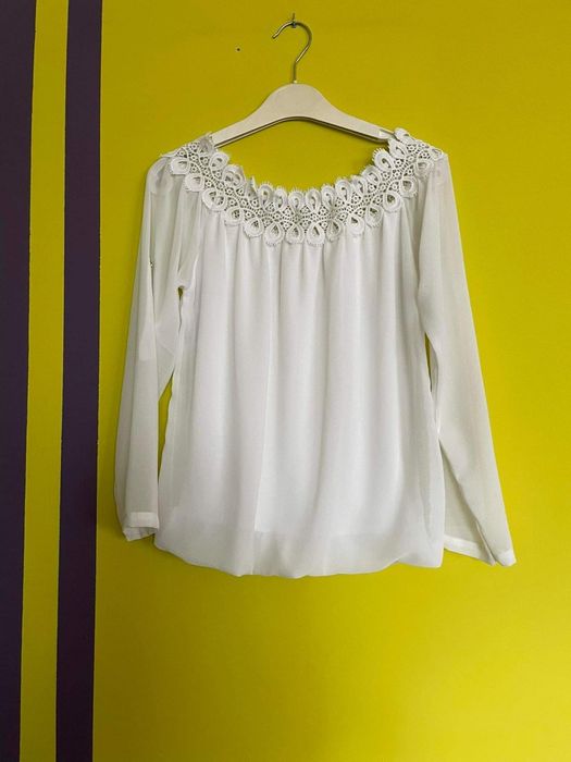 Elegancka biała bluzeczka