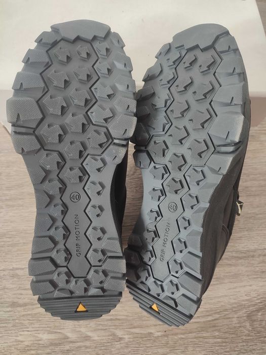 Кросівки чоловічі зимові 40 розмір