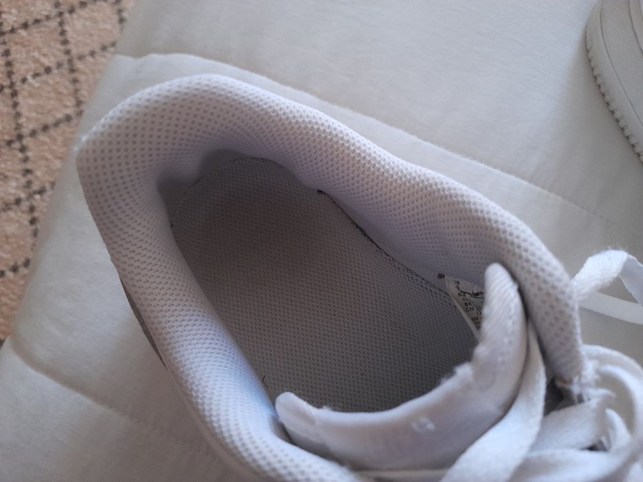 Ténis da Nike brancos