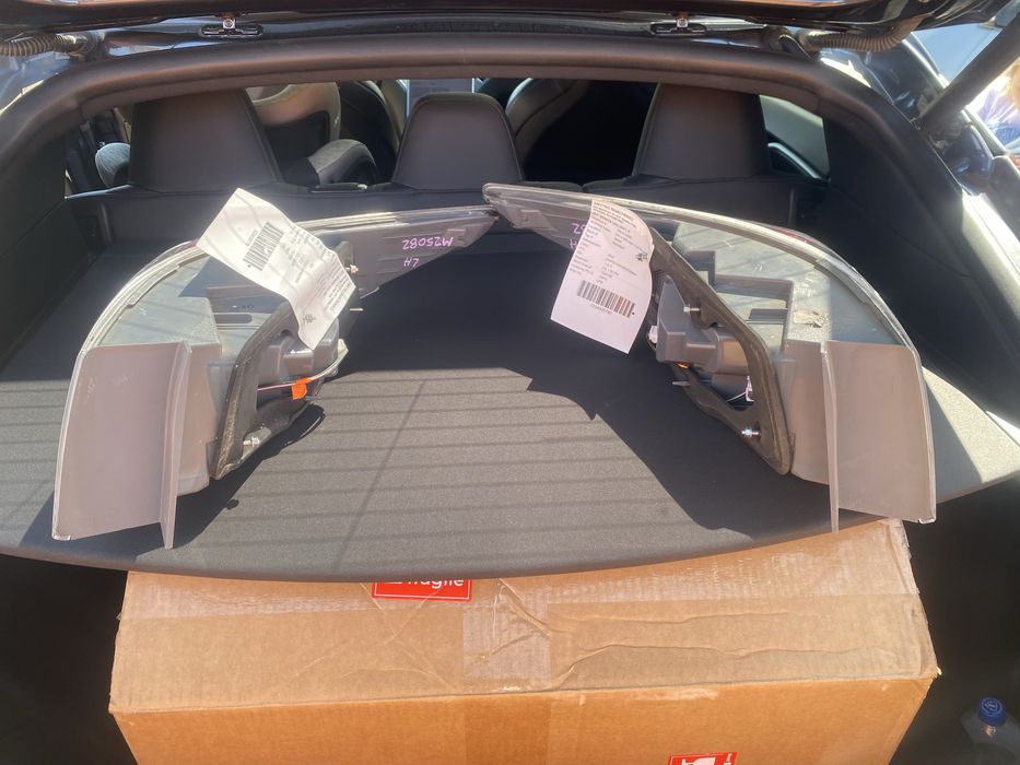 Стоп задний правый/левый Hyundai Sonata YF Hybrid