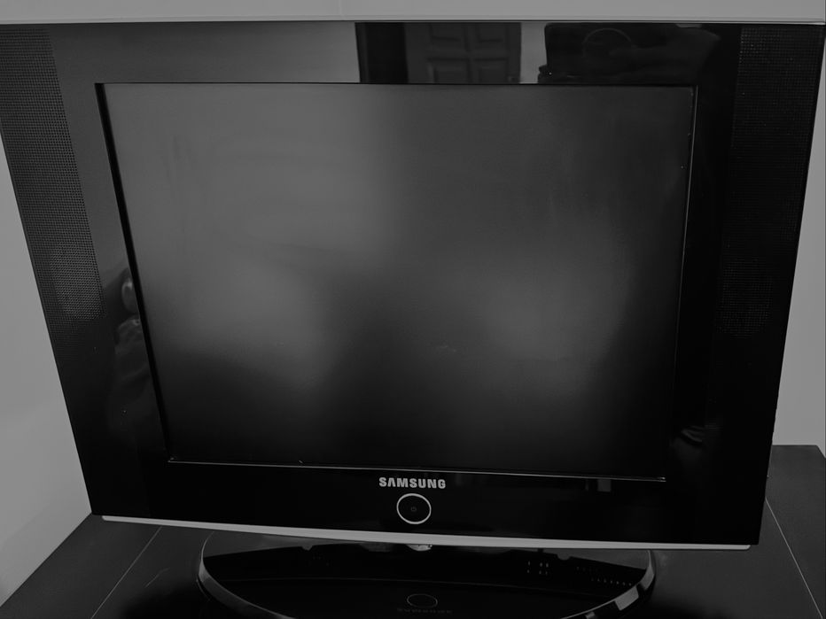 Телевизор Samsung LE20S81B (20 дюймов, LCD) — Отличное Состояние
