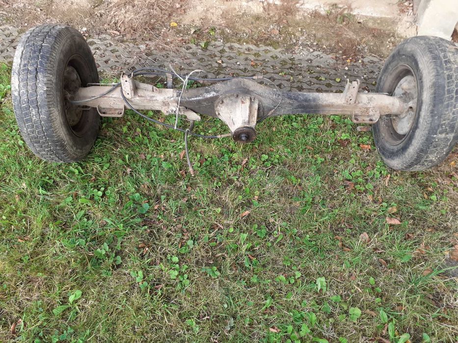 Oś do wozu, przyczepy