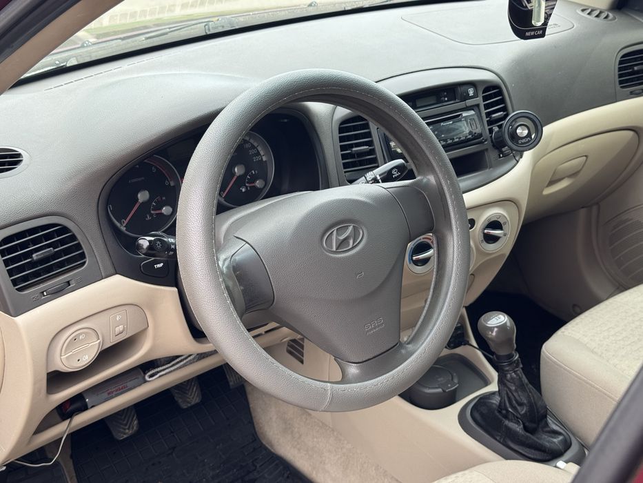 Hyundai Accent 2008 год