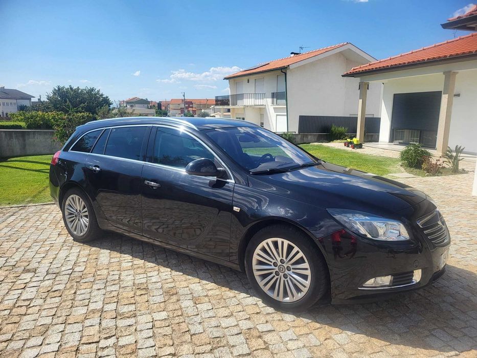 Opel Insignia Sports Tourer 2.0 CDTi — photo 4