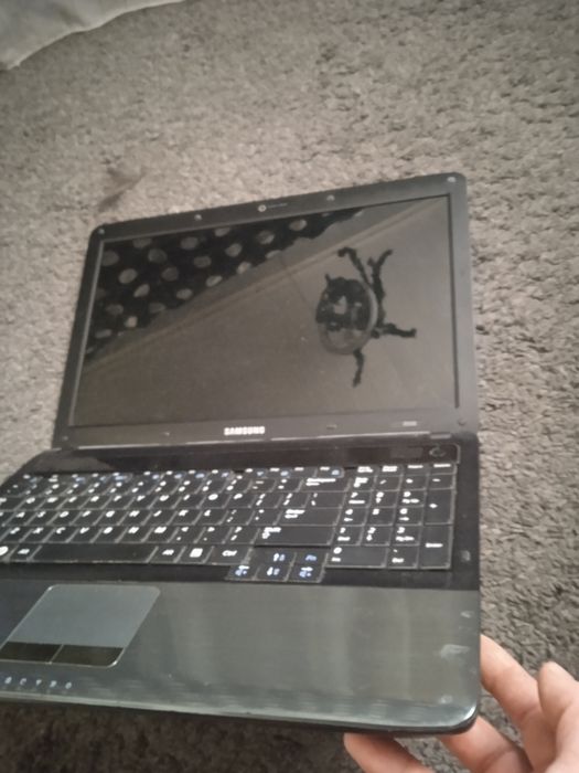 Sprzedam 3 laptopy