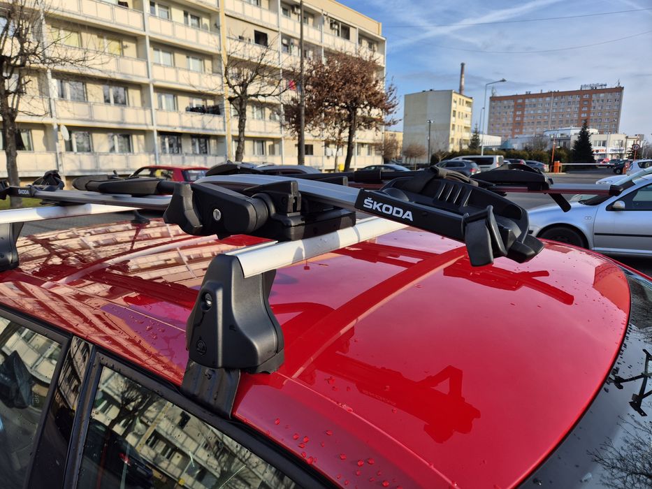 Bagażnik Thule rowerowy belki Skoda Fabia