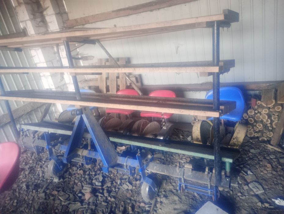 Sadzarka do warzyw  rozsady talerzowa