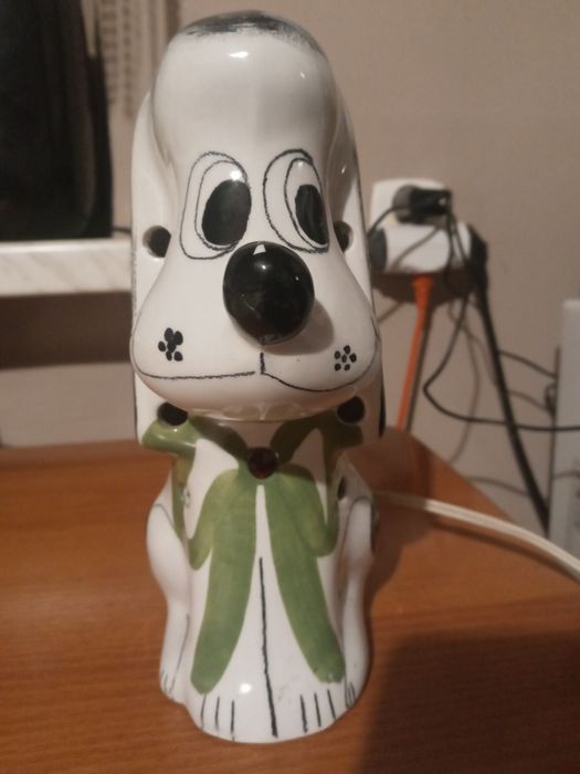 Lampka nocna piesek
