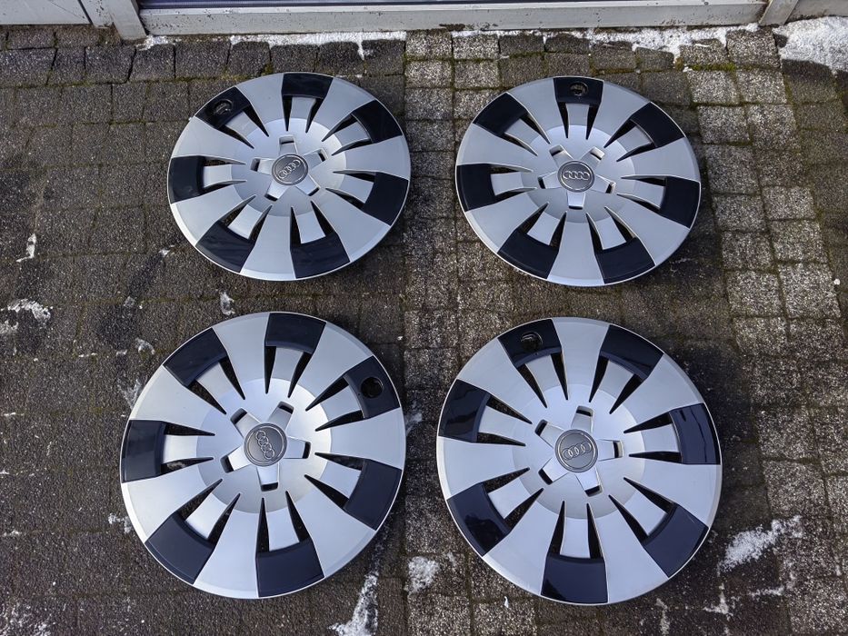 Kołpaki 16 cali Audi Komplet Oryginalne Czarne A1 A3 A4