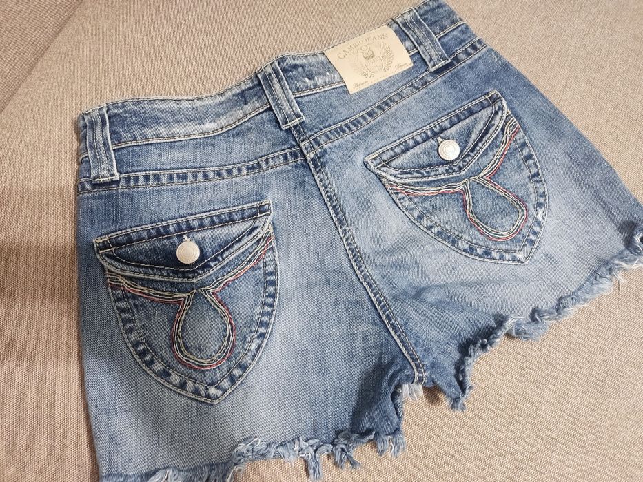 Шорти жіночі джинсові , розмір 38