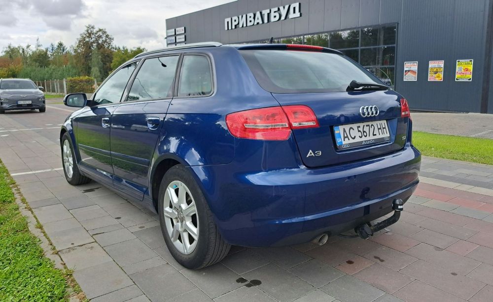 Автомобіль Ауді а3