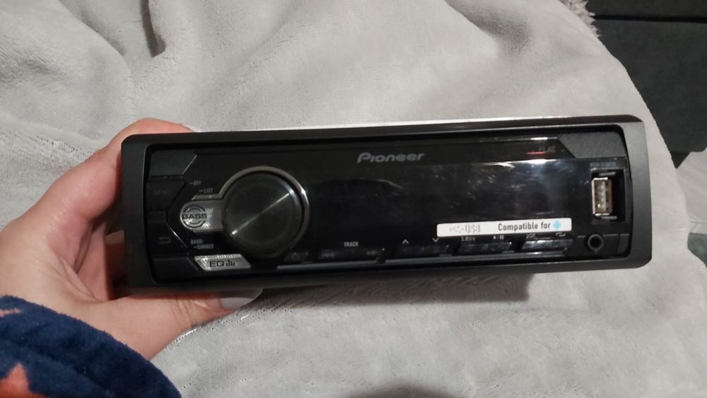 Autorádio PIONEER MVH-S110UB