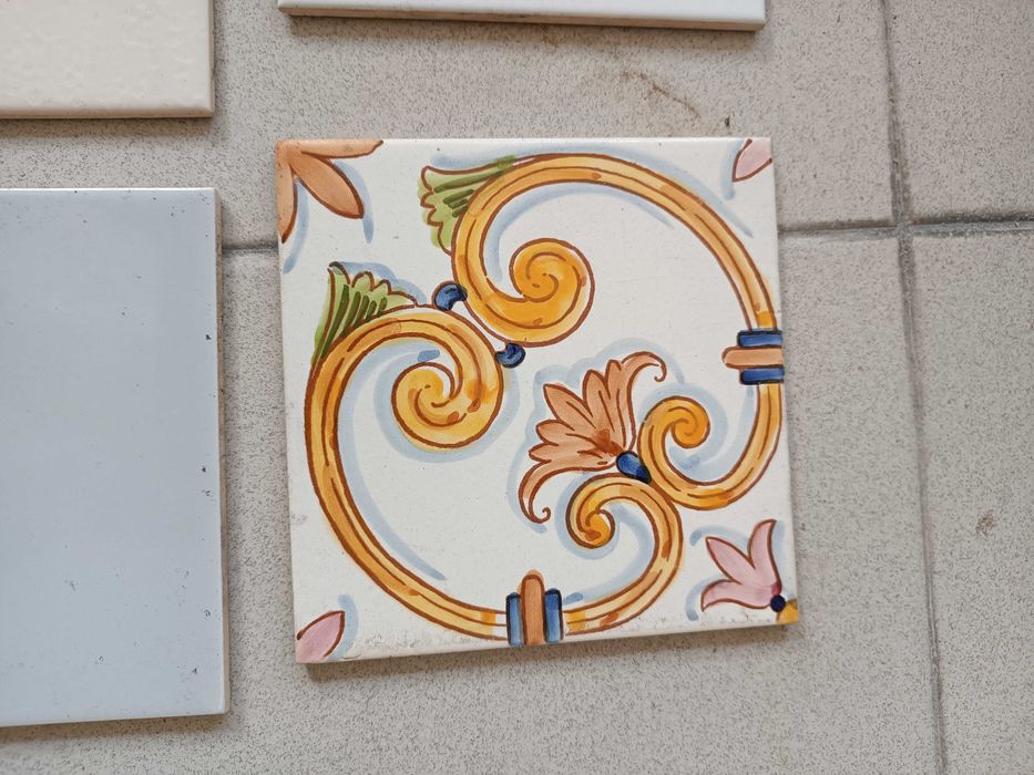 Mosaicos e azulejos antigos