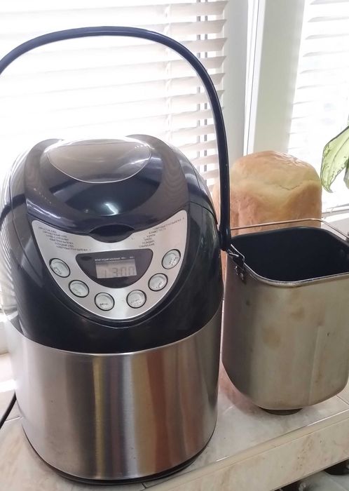 Хлебопечка Orion.