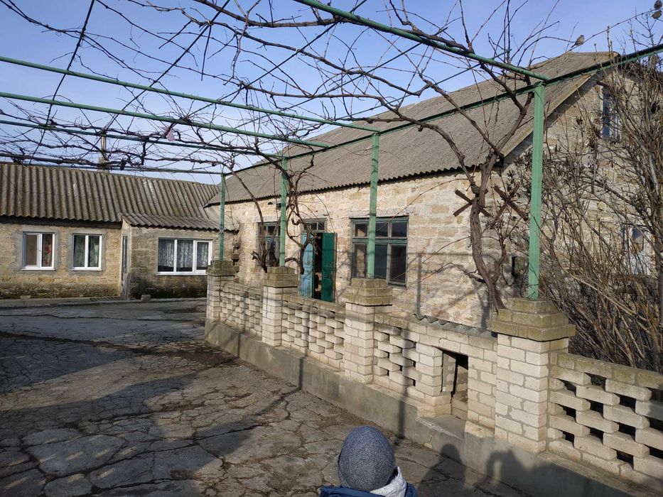 Велика Балка, цетр, коробка з літньою кухнею та погрібом на 21 сотках