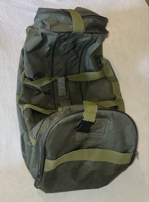 Roupa camuflada para ar livre