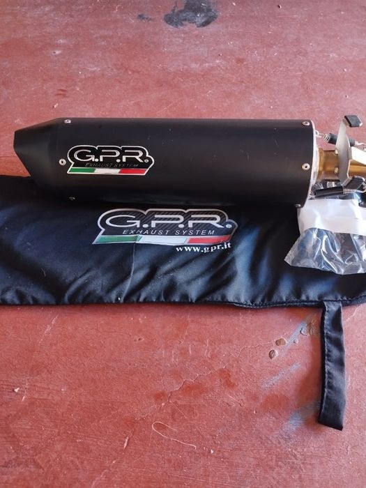 Escapes originais e de rendimento