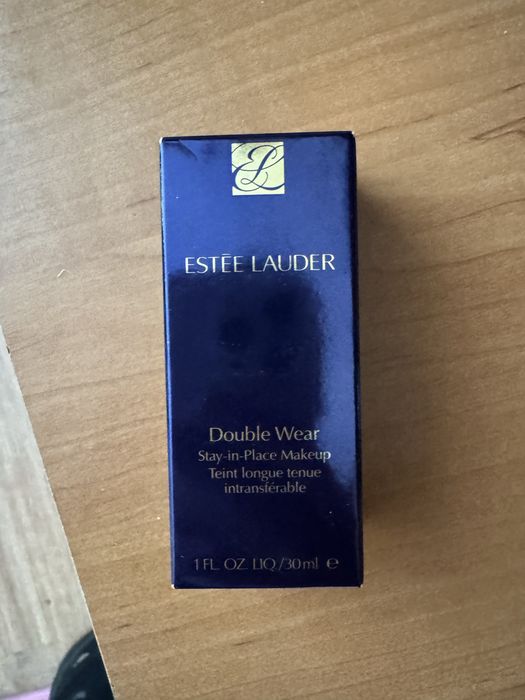 Estee Lauder Double Wear Stat in Place Podkład nowy kolor DAWN 2W1