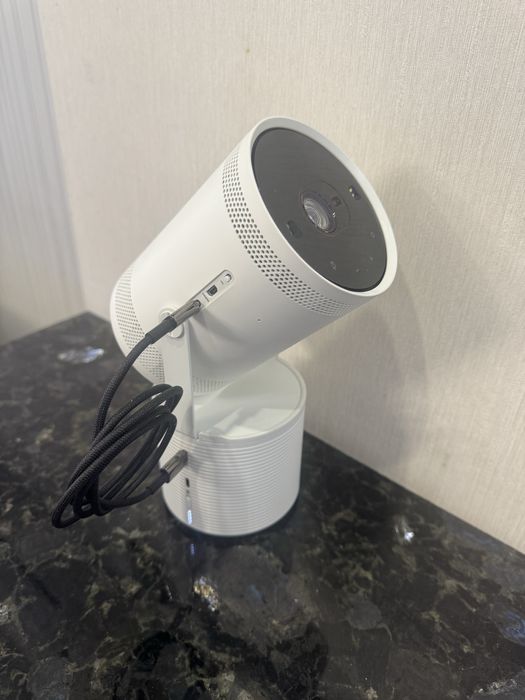 Проектор Samsung The Freestyle 2nd Gen + акумулятор