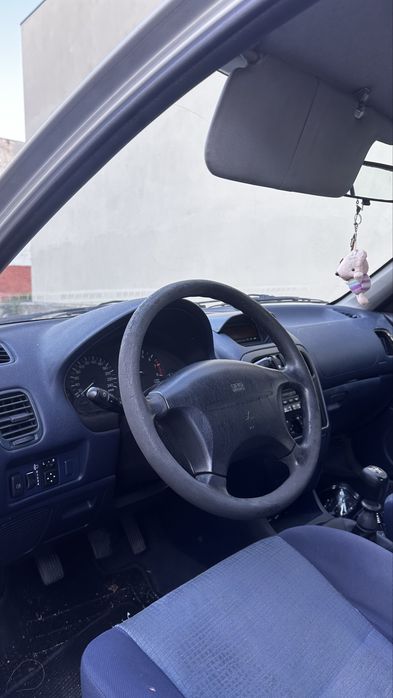 Mitsubishi Carisma 1.6 16V — 1999