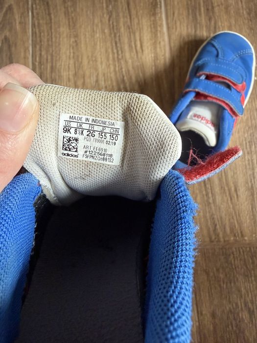 Adidas кросівки для хлопчика