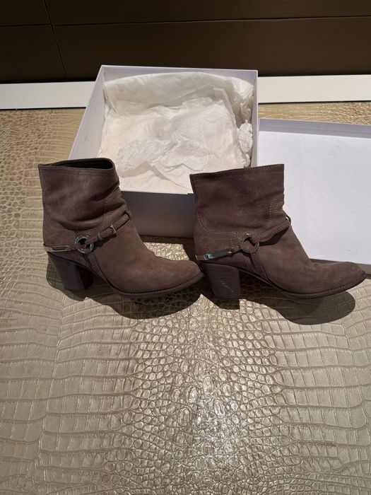 Botas Dior em bom estado