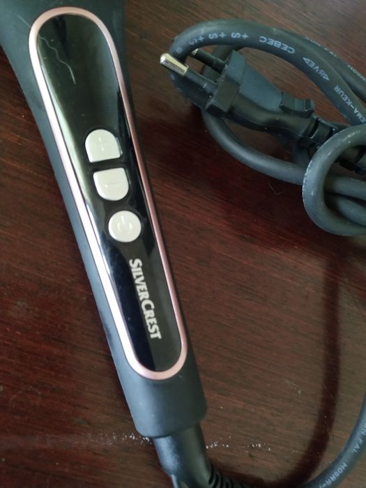 Escova alisadora e escova iónica