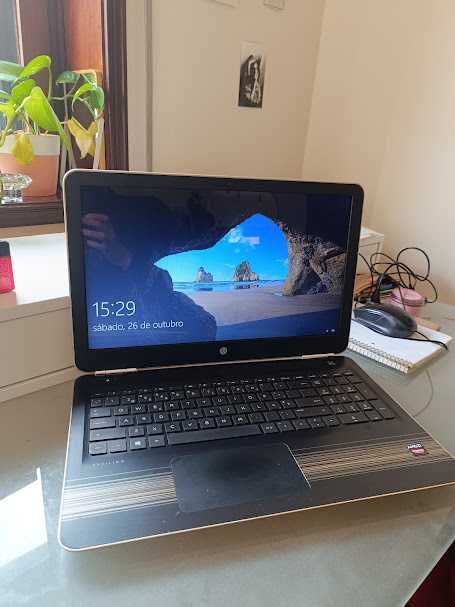 HP Pavilion 15-au048tx 15.6″ - dourado