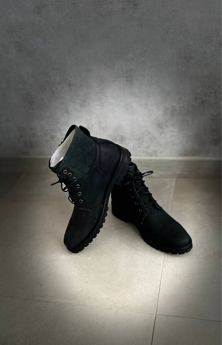 Фірмові демісезонні черевики